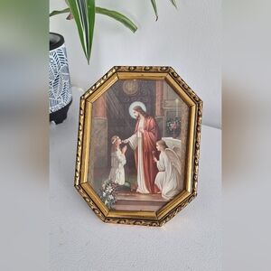 Religious frame, octagonal, gilt metal